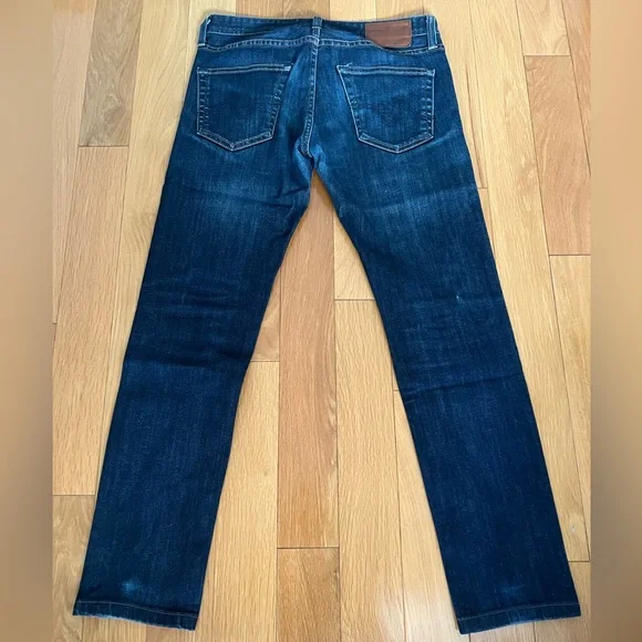 SOLD - AG jeans “The Dylan” in size 30 - Picture 2 of 3